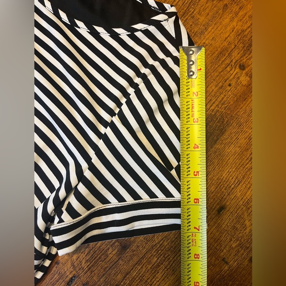 Black and White Striped Laundry by Design Dress Size Medium - Picture 8 of 14